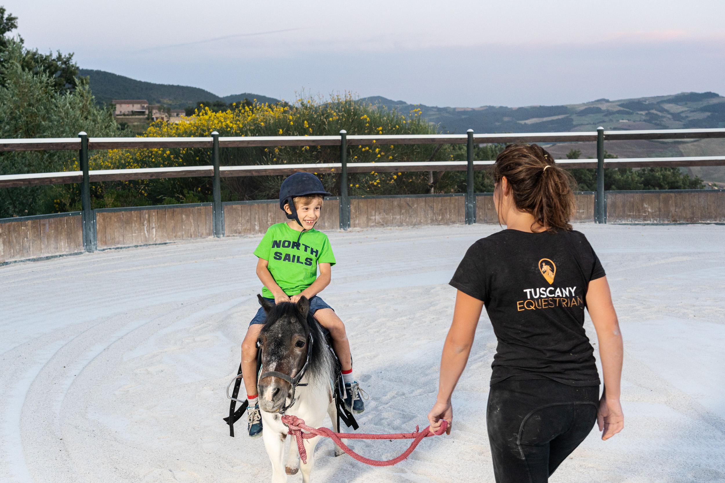 Podere Val D'Orcia - Tuscany Equestrian Сартеано Екстериор снимка